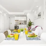 3e. Charming In Americas * Playa de las Americas (Tenerife)